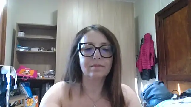 Snapshot of Miasexmilf chatting on April 27, 2026, 3:43 pm Miasexmilf online show from April 27, 2026, 3:43 pm