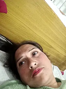 Snapshot of Cute-karisma1234 chatting on February 14, 2026, 5:10 pm Cute-karisma1234 online show from February 14, 2026, 5:10 pm