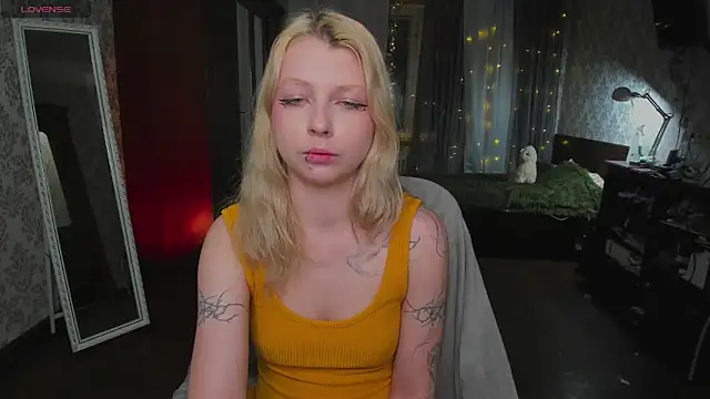 yourlovelyeve online show from March 8, 2026, 8:12 pm