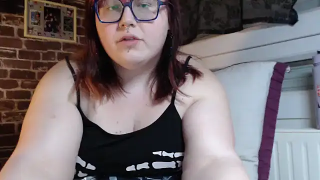 ProfaneHekate online show from February 3, 2026, 9:42 pm