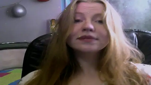 Snapshot of Space_Girls_699 chatting on May 20, 2026, 1:28 pm Space Girls 699 online show from May 20, 2026, 1:28 pm