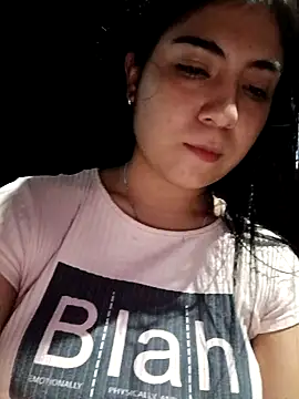 Snapshot of Ailen-cute chatting on February 3, 2026, 6:22 am Ailen-cute online show from February 3, 2026, 6:22 am