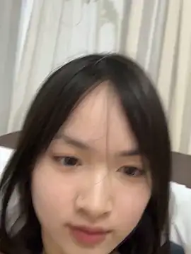 miaomiaou  online show from April 1, 2026, 4:13 am