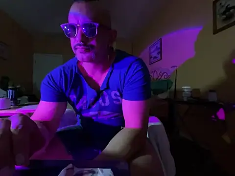 daddydonkey84 online show from February 10, 2026, 7:01 am