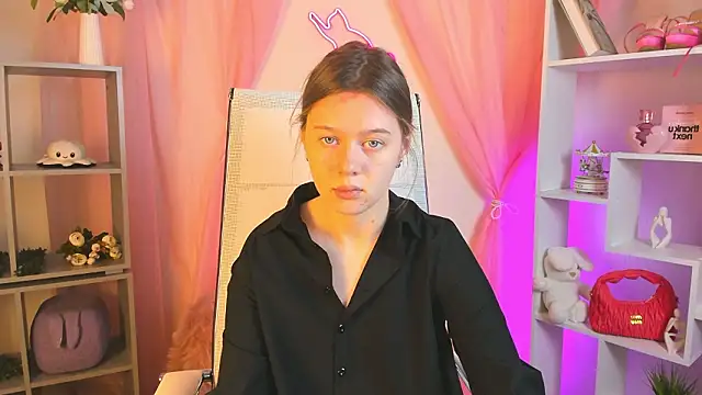 Snapshot of CelestineMauriac chatting on February 28, 2026, 12:28 pm CelestineMauriac online show from February 28, 2026, 12:28 pm