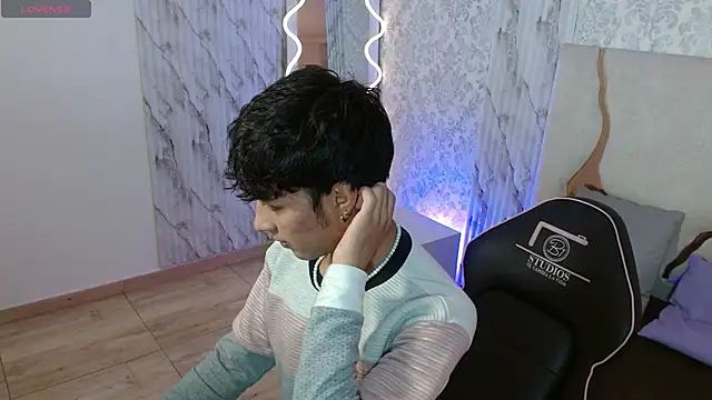 osamu tay online show from April 6, 2026, 3:04 am