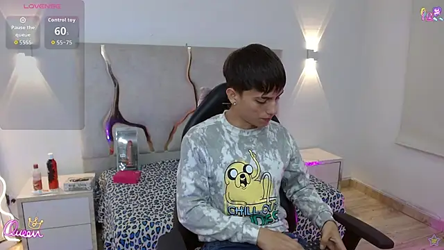 EVAN TAY online show from February 25, 2026, 2:43 am