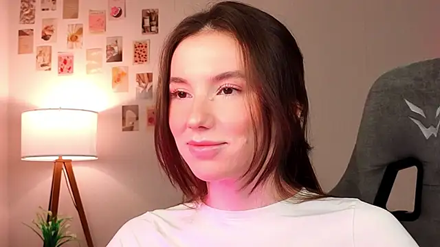 ssandralovin online show from February 8, 2026, 4:49 am