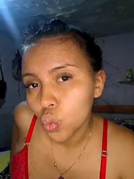 Daniela Cruz  online show from February 19, 2026, 4:03 pm