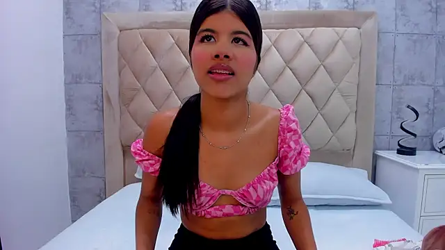 Snapshot of SidneyBrownn_ chatting on February 19, 2026, 11:23 pm SidneyBrownn online show from February 19, 2026, 11:23 pm