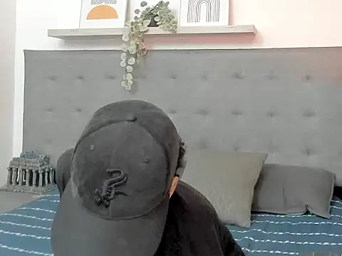 wes gibbings online show from February 2, 2026, 2:49 pm