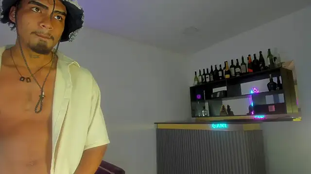 Snapshot of Rpoolrboy chatting on February 10, 2026, 8:02 pm Rpoolrboy online show from February 10, 2026, 8:02 pm