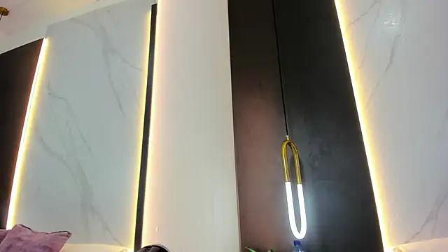 Snapshot of valeryn__rosse chatting on February 11, 2026, 1:32 am valeryn rosse online show from February 11, 2026, 1:32 am