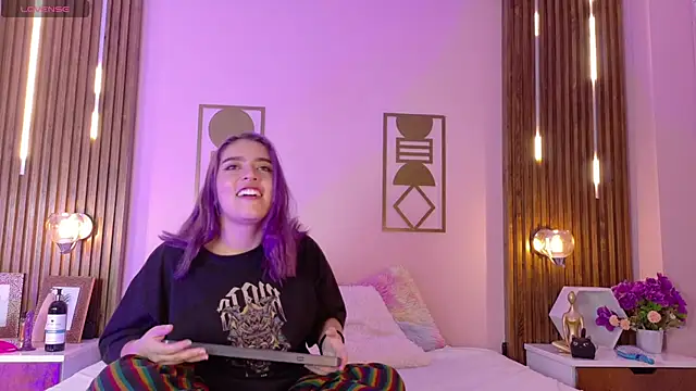 Snapshot of Hanna-Winchester chatting on February 13, 2026, 3:35 am Hanna-Winchester online show from February 13, 2026, 3:35 am