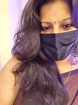 Snapshot of noty_girl2 chatting on April 16, 2026, 9:39 pm noty girl2 online show from April 16, 2026, 9:39 pm