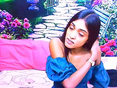 IndianPretty14u2Luv online show from May 1, 2026, 5:23 am