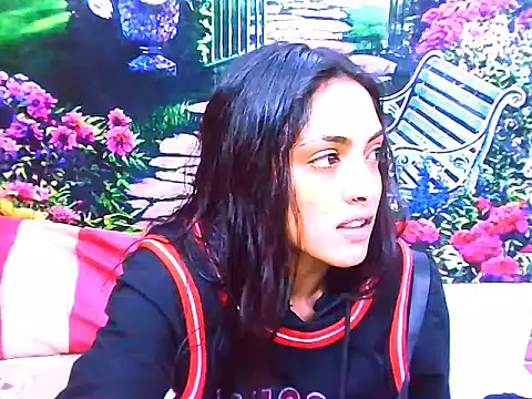 IndianPretty14u2Luv online show from May 4, 2026, 5:03 am