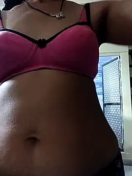 Snapshot of desicpl26 chatting on February 8, 2026, 3:54 am desicpl26 online show from February 8, 2026, 3:54 am