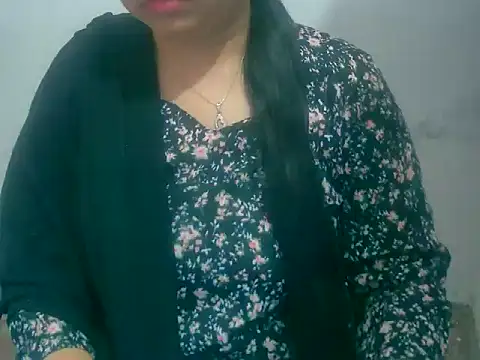 Snapshot of Cute_Aliyaa chatting on March 7, 2026, 8:44 am Cute Aliyaa online show from March 7, 2026, 8:44 am