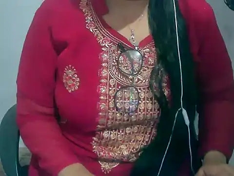 Snapshot of Cute_Aliyaa chatting on March 13, 2026, 9:27 am Cute Aliyaa online show from March 13, 2026, 9:27 am