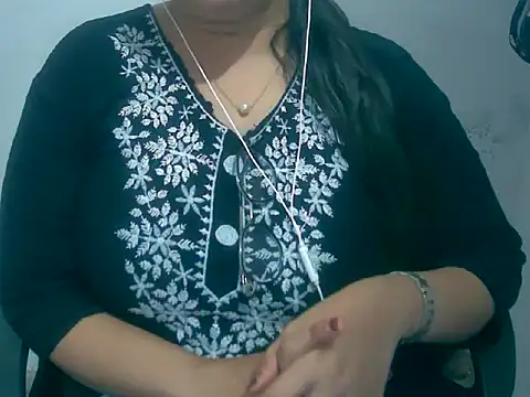Snapshot of Cute_Aliyaa chatting on March 14, 2026, 9:15 am Cute Aliyaa online show from March 14, 2026, 9:15 am