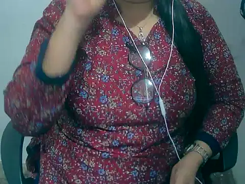 Snapshot of Cute_Aliyaa chatting on March 15, 2026, 9:37 am Cute Aliyaa online show from March 15, 2026, 9:37 am