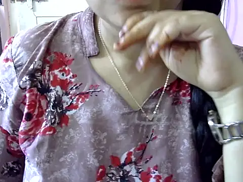 Snapshot of Cute_Aliyaa chatting on March 25, 2026, 8:20 am Cute Aliyaa online show from March 25, 2026, 8:20 am