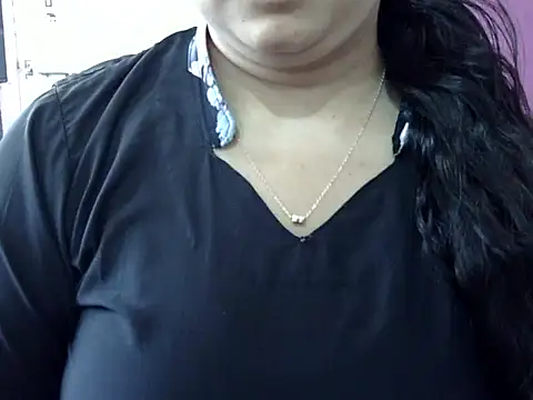 Snapshot of Cute_Aliyaa chatting on March 30, 2026, 9:43 am Cute Aliyaa online show from March 30, 2026, 9:43 am