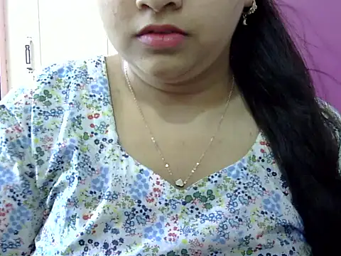Snapshot of Cute_Aliyaa chatting on April 12, 2026, 7:57 am Cute Aliyaa online show from April 12, 2026, 7:57 am