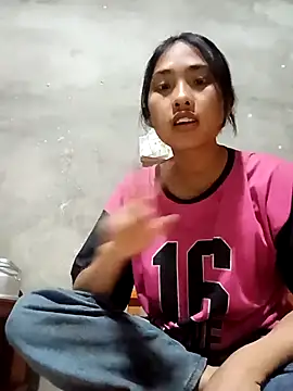 Snapshot of Hoa-tuylip chatting on February 26, 2026, 11:53 am Hoa-tuylip online show from February 26, 2026, 11:53 am