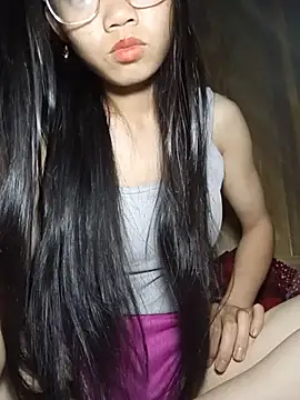 Snapshot of derylove_ chatting on July 27, 2026, 2:13 pm derylove online show from July 27, 2026, 2:13 pm