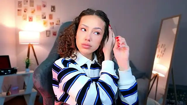 Snapshot of nexorine chatting on February 23, 2026, 5:49 am nexorine online show from February 23, 2026, 5:49 am