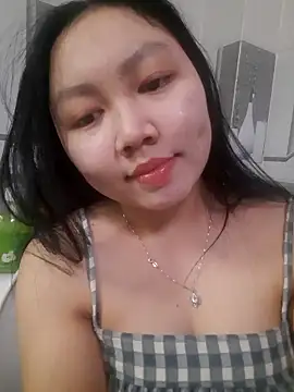 Snapshot of Heo_xxinhxx chatting on February 23, 2026, 10:45 am Heo xxinhxx online show from February 23, 2026, 10:45 am