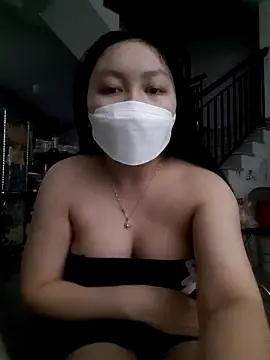 Snapshot of Heo_xxinhxx chatting on March 13, 2026, 5:52 pm Heo xxinhxx online show from March 13, 2026, 5:52 pm