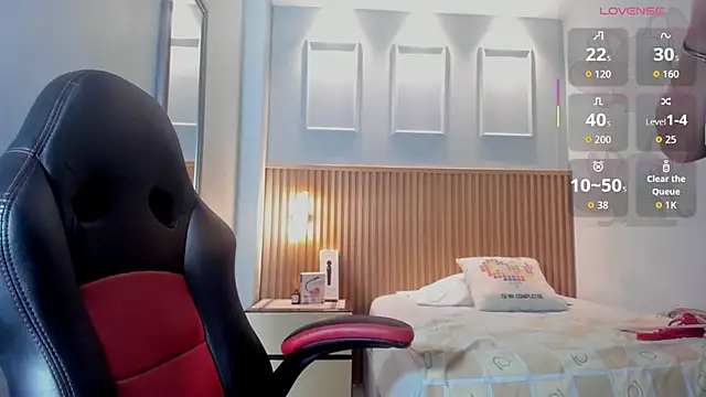 BONNIE CH1 online show from March 4, 2026, 12:44 pm