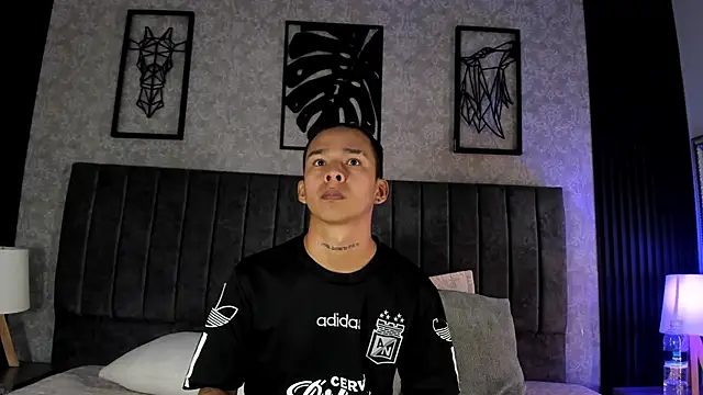 bliinkii and luka  online show from February 4, 2026, 3:18 pm