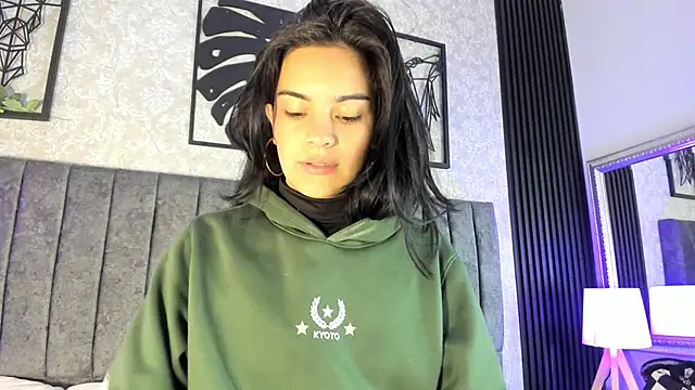 bliinkii and luka  online show from February 16, 2026, 1:18 pm