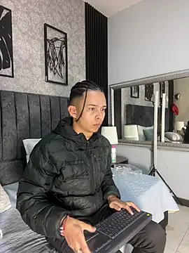 bliinkii and luka  online show from February 24, 2026, 12:36 pm