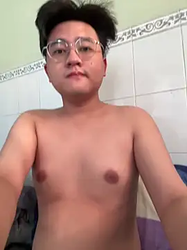 Snapshot of Kami_Kazo chatting on June 18, 2026, 12:11 am Kami Kazo online show from June 18, 2026, 12:11 am