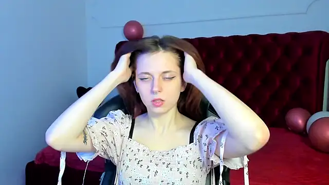 Snapshot of FreyaVey chatting on February 25, 2026, 6:12 am FreyaVey online show from February 25, 2026, 6:12 am