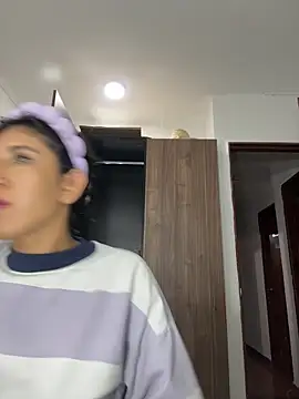 Snapshot of Violet_rousse7 chatting on February 18, 2026, 1:12 am Violet rousse7 online show from February 18, 2026, 1:12 am