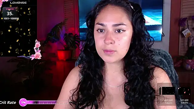 Snapshot of Iris_colette chatting on May 6, 2026, 11:21 pm Iris colette online show from May 6, 2026, 11:21 pm