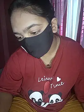 Snapshot of Ms-Nusrat chatting on February 16, 2026, 10:33 am Ms-Nusrat online show from February 16, 2026, 10:33 am