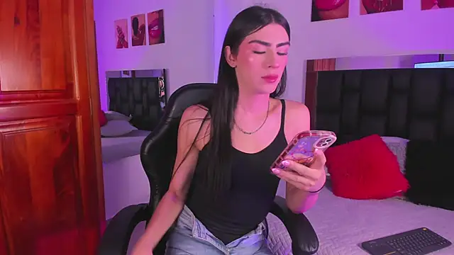 Isabella Moon9 online show from February 23, 2026, 11:40 am