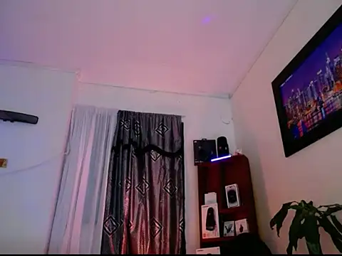 tiancam online show from February 3, 2026, 2:53 am