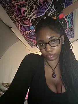 Snapshot of Ebonythroat777 chatting on April 7, 2026, 11:37 pm Ebonythroat777 online show from April 7, 2026, 11:37 pm
