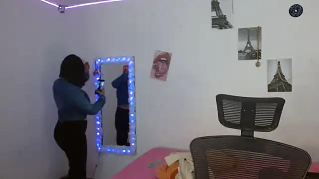 Lolitaa  VIP online show from February 23, 2026, 7:55 pm