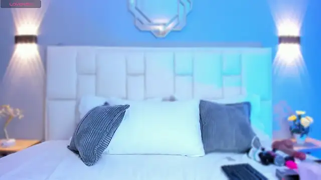 Snapshot of KataThonpson chatting on March 3, 2026, 4:29 am KataThonpson online show from March 3, 2026, 4:29 am