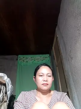 Snapshot of hotpinay_45 chatting on February 21, 2026, 8:15 am hotpinay 45 online show from February 21, 2026, 8:15 am