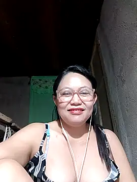 Snapshot of hotpinay_45 chatting on February 21, 2026, 8:21 pm hotpinay 45 online show from February 21, 2026, 8:21 pm